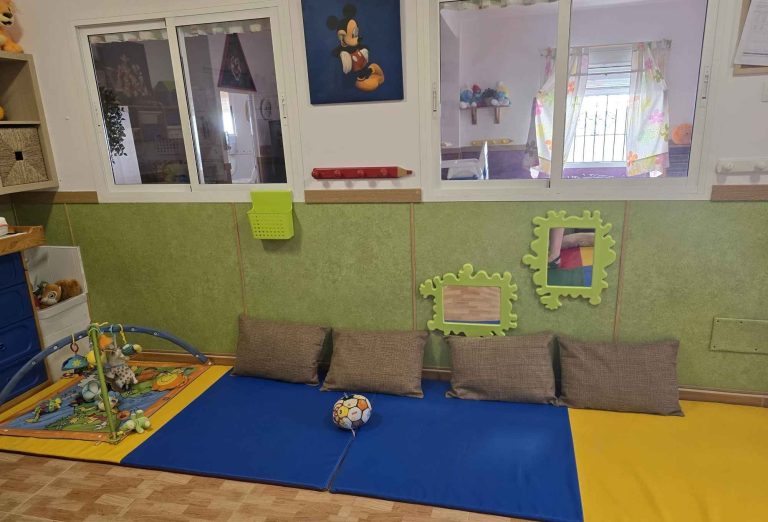 aula-bebes-guarderia-castilleja