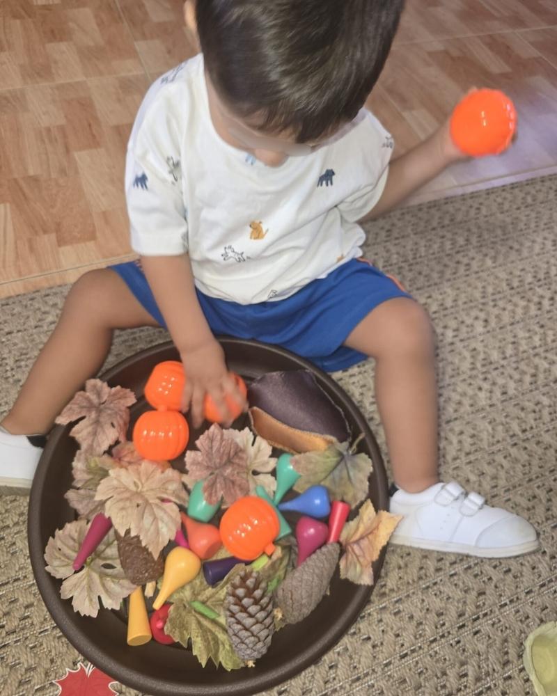 guarderia-castilleja-de-la-cuesta-niño-jugando